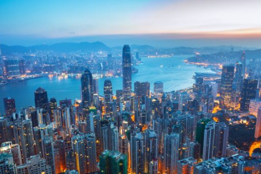 香港优才计划必须在香港居住吗？
